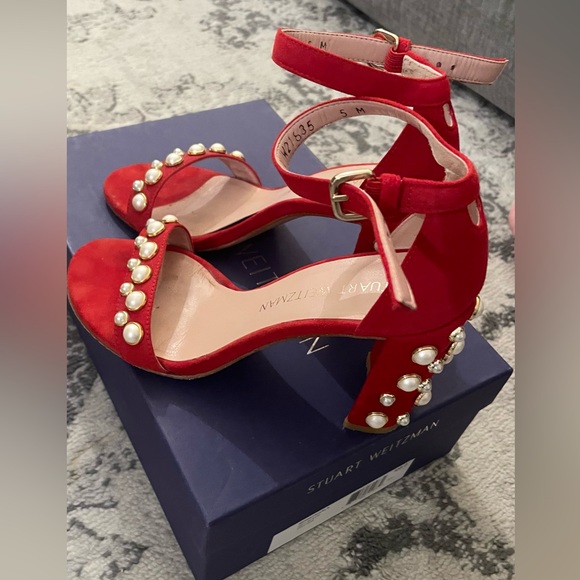 Stuart Weitzman - Picture 2 of 10